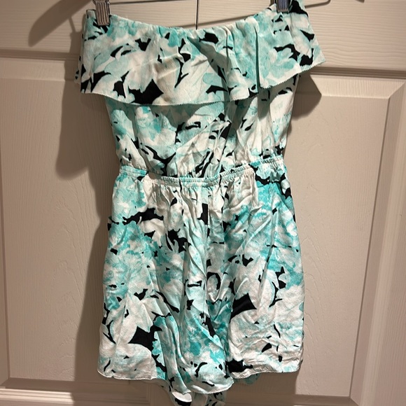 Wilfred strapless silk romper - Picture 3 of 3